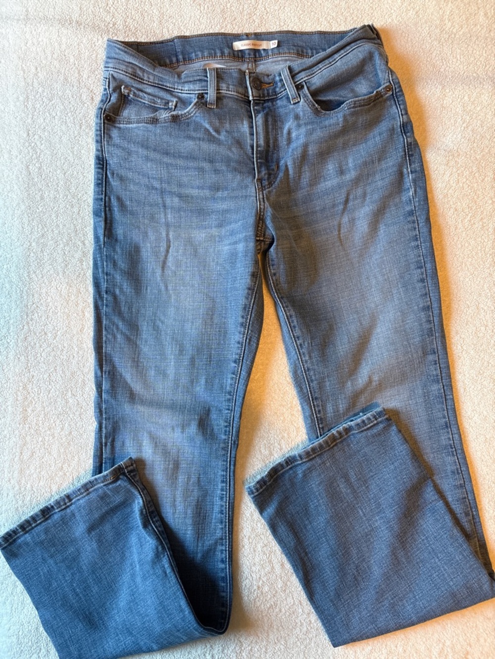 Levi’s Classic Bootcut Medium Wash Jeans, Women’s Sz 10